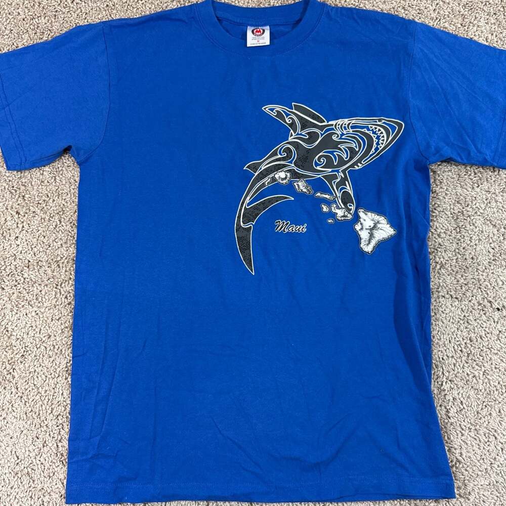 Maui Hawaii Tribal Shark Graphic T Shirt Blue Island Map Tourist Mens Medium EUC